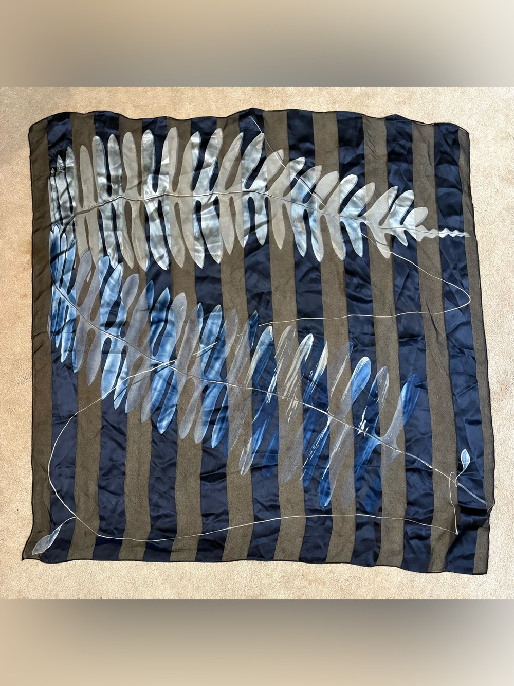 GORGEOUS WOMEN SCARF